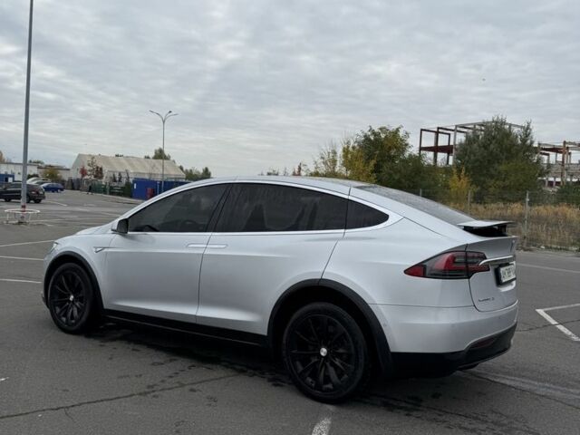 Серый Тесла Модель Х, объемом двигателя 0 л и пробегом 199 тыс. км за 19999 $, фото 15 на Automoto.ua