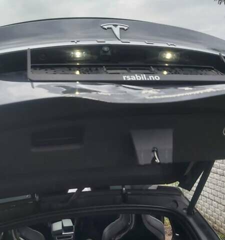Тесла Модель Х 2016 у Харкові на Automoto.ua Сірий Тесла Модель Х, об'ємом двигуна 0 л та пробігом 127 тис. км за 11700 $, фото 21 на Automoto.ua