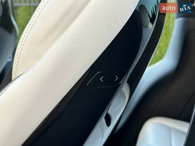 Серый Тесла Модель Х, объемом двигателя 0 л и пробегом 75 тыс. км за 25500 $, фото 50 на Automoto.ua