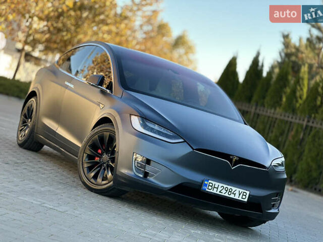 Серый Тесла Модель Х, объемом двигателя 0 л и пробегом 75 тыс. км за 25500 $, фото 11 на Automoto.ua