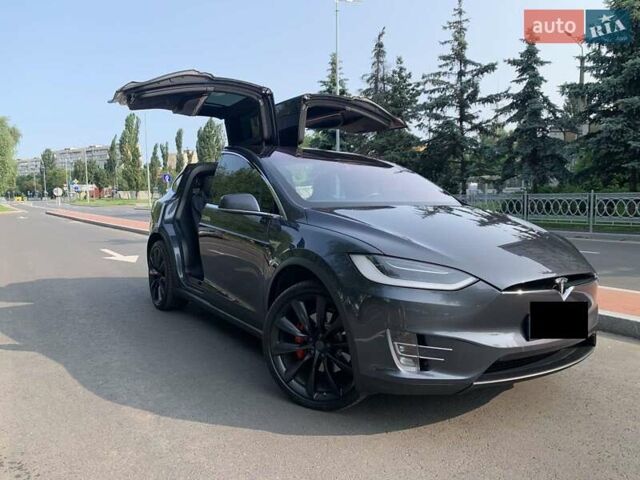 Серый Тесла Модель Х, объемом двигателя 0 л и пробегом 136 тыс. км за 28900 $, фото 23 на Automoto.ua