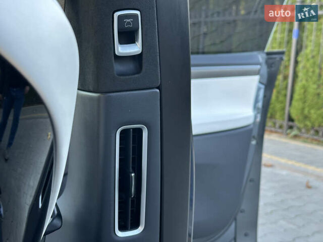 Серый Тесла Модель Х, объемом двигателя 0 л и пробегом 75 тыс. км за 25500 $, фото 46 на Automoto.ua