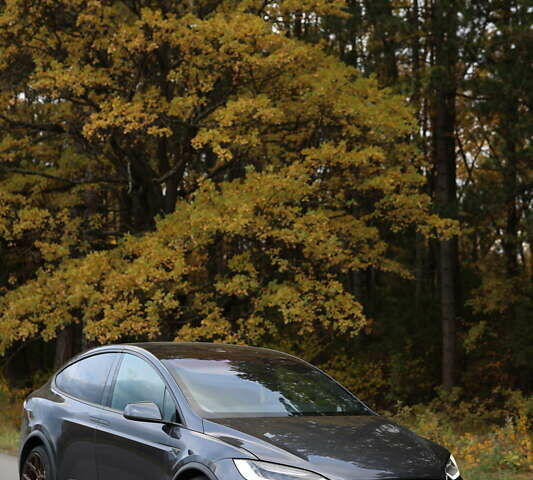 Тесла Модель Х 2016 в Ивано-Франковске на Automoto.ua Серый Тесла Модель Х, объемом двигателя 0 л и пробегом 120 тыс. км за 25000 $, фото 2 на Automoto.ua