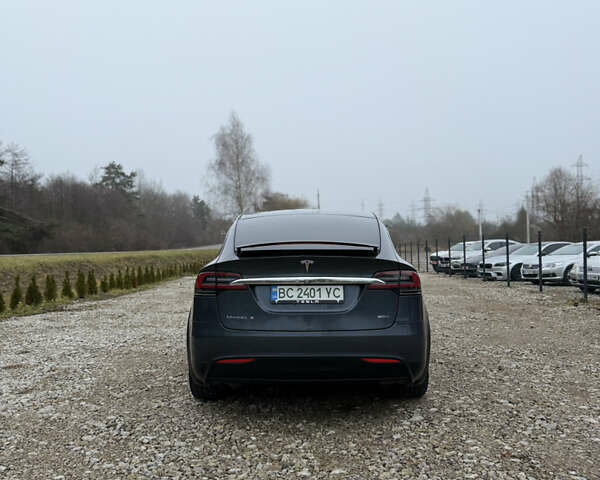 Сірий Тесла Модель Х, об'ємом двигуна 0 л та пробігом 112 тис. км за 21000 $, фото 4 на Automoto.ua