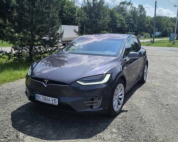 Серый Тесла Модель Х, объемом двигателя 0 л и пробегом 83 тыс. км за 19900 $, фото 1 на Automoto.ua