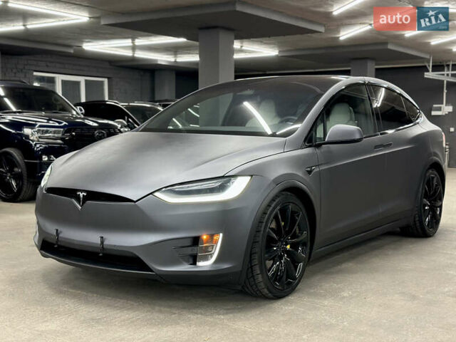 Серый Тесла Модель Х, объемом двигателя 0 л и пробегом 229 тыс. км за 24500 $, фото 1 на Automoto.ua