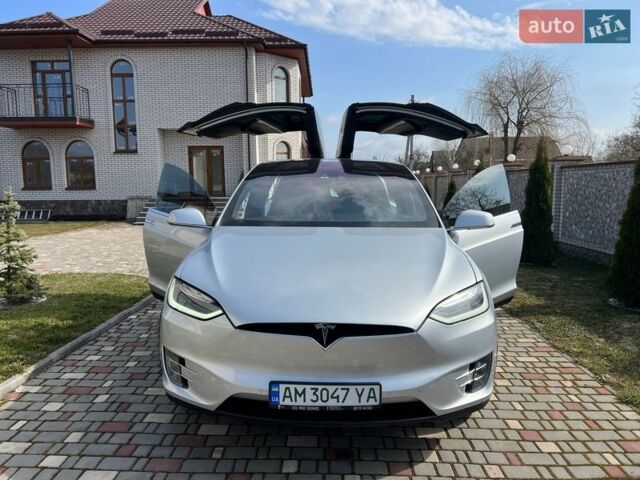 Сірий Тесла Модель Х, об'ємом двигуна 0 л та пробігом 189 тис. км за 18499 $, фото 11 на Automoto.ua