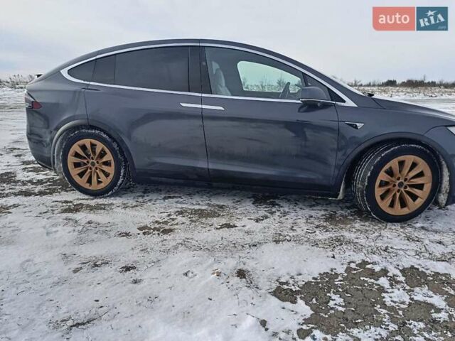 Сірий Тесла Модель Х, об'ємом двигуна 0 л та пробігом 217 тис. км за 25500 $, фото 3 на Automoto.ua