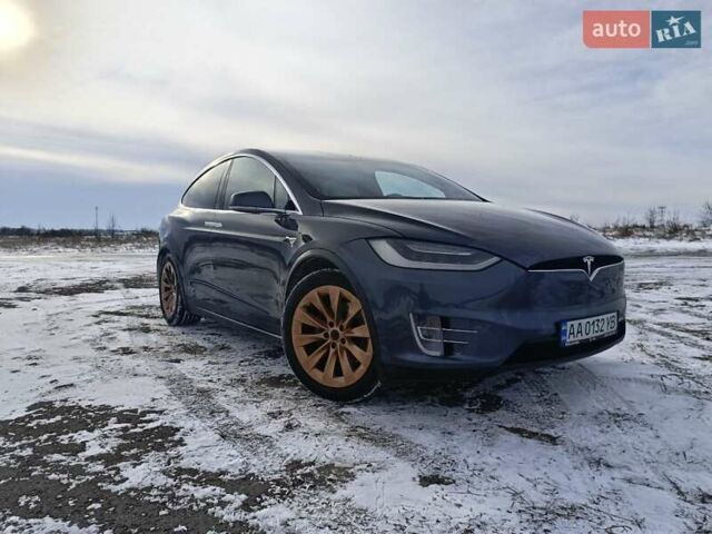 Сірий Тесла Модель Х, об'ємом двигуна 0 л та пробігом 217 тис. км за 25500 $, фото 2 на Automoto.ua