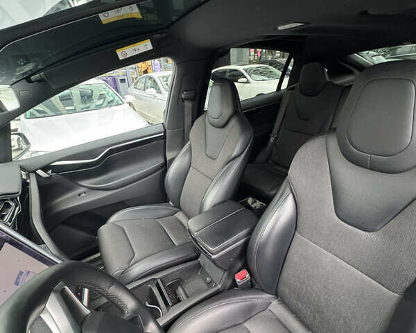 Серый Тесла Модель Х, объемом двигателя 0 л и пробегом 215 тыс. км за 21700 $, фото 70 на Automoto.ua