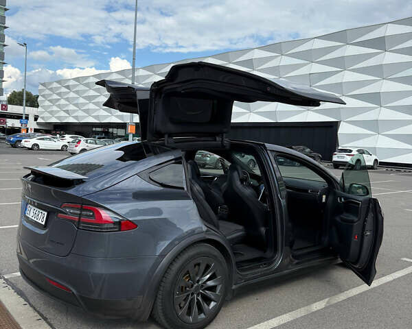 Серый Тесла Модель Х, объемом двигателя 0 л и пробегом 171 тыс. км за 22700 $, фото 1 на Automoto.ua