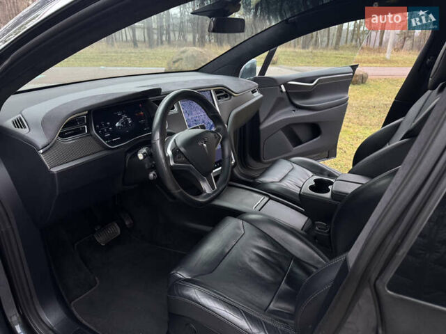 Серый Тесла Модель Х, объемом двигателя 0 л и пробегом 217 тыс. км за 20900 $, фото 15 на Automoto.ua