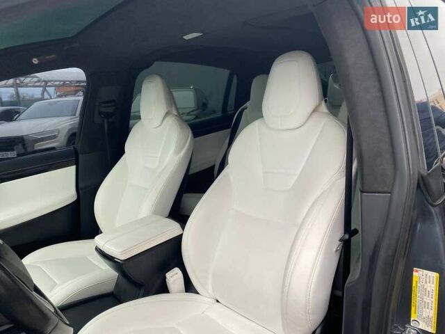 Сірий Тесла Модель Х, об'ємом двигуна 0 л та пробігом 108 тис. км за 19700 $, фото 15 на Automoto.ua