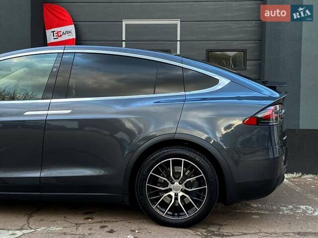 Тесла Модель Х 2017 в Киеве на Automoto.ua Серый Тесла Модель Х, объемом двигателя 0 л и пробегом 51 тыс. км за 23999 $, фото 6 на Automoto.ua