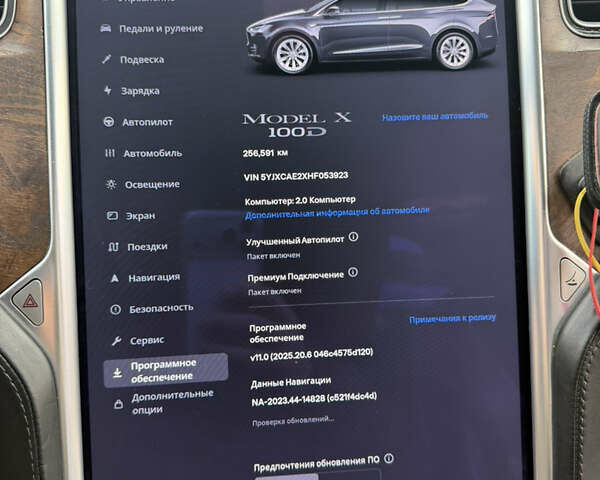 Серый Тесла Модель Х, объемом двигателя 0 л и пробегом 256 тыс. км за 21000 $, фото 17 на Automoto.ua