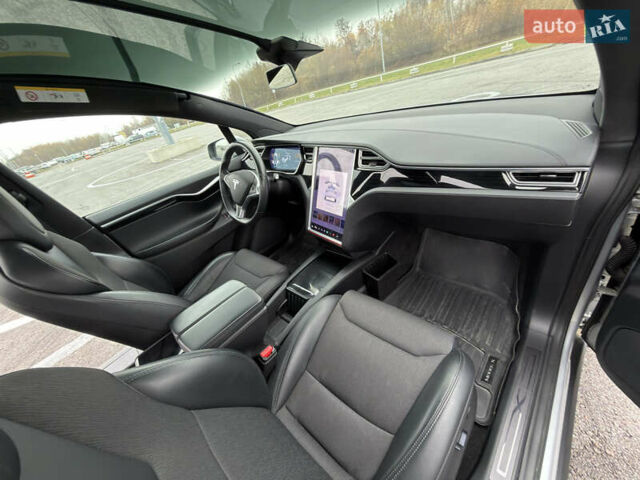 Серый Тесла Модель Х, объемом двигателя 0 л и пробегом 215 тыс. км за 21700 $, фото 71 на Automoto.ua