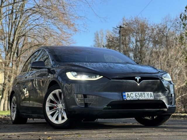 Серый Тесла Модель Х, объемом двигателя 0 л и пробегом 173 тыс. км за 18999 $, фото 6 на Automoto.ua