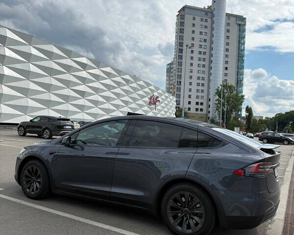 Серый Тесла Модель Х, объемом двигателя 0 л и пробегом 171 тыс. км за 22700 $, фото 10 на Automoto.ua