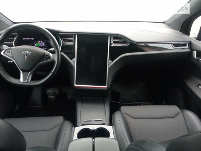 Сірий Тесла Модель Х, об'ємом двигуна 0 л та пробігом 199 тис. км за 24999 $, фото 14 на Automoto.ua