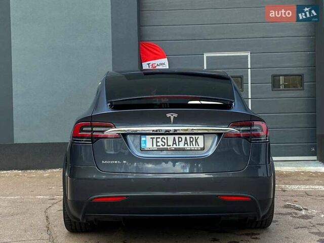 Тесла Модель Х 2017 в Киеве на Automoto.ua Серый Тесла Модель Х, объемом двигателя 0 л и пробегом 51 тыс. км за 23999 $, фото 8 на Automoto.ua