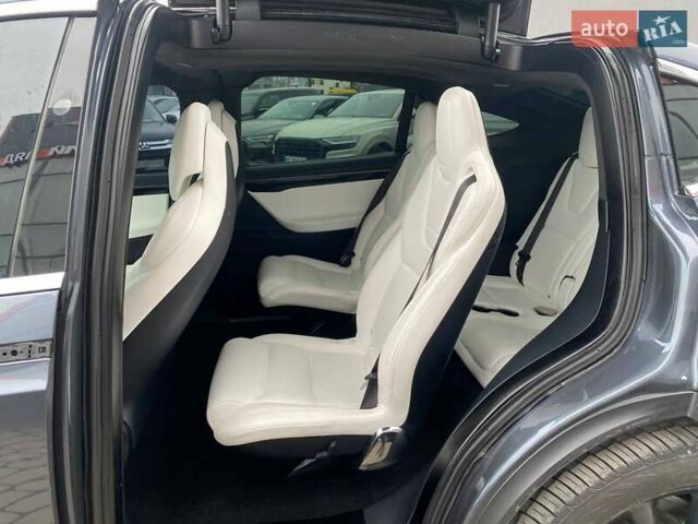 Сірий Тесла Модель Х, об'ємом двигуна 0 л та пробігом 108 тис. км за 19700 $, фото 16 на Automoto.ua