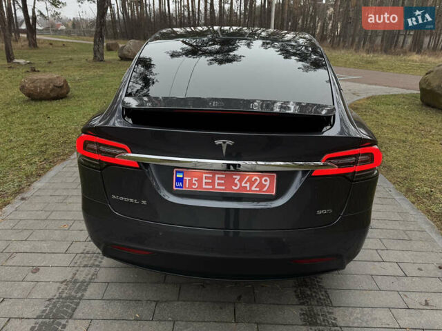 Серый Тесла Модель Х, объемом двигателя 0 л и пробегом 217 тыс. км за 20900 $, фото 5 на Automoto.ua