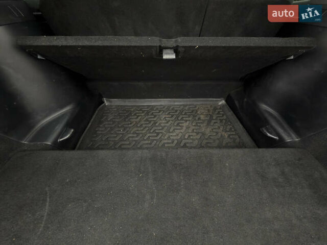 Серый Тесла Модель Х, объемом двигателя 0 л и пробегом 215 тыс. км за 21700 $, фото 65 на Automoto.ua