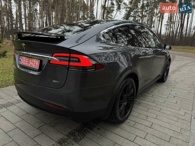 Серый Тесла Модель Х, объемом двигателя 0 л и пробегом 217 тыс. км за 20900 $, фото 4 на Automoto.ua