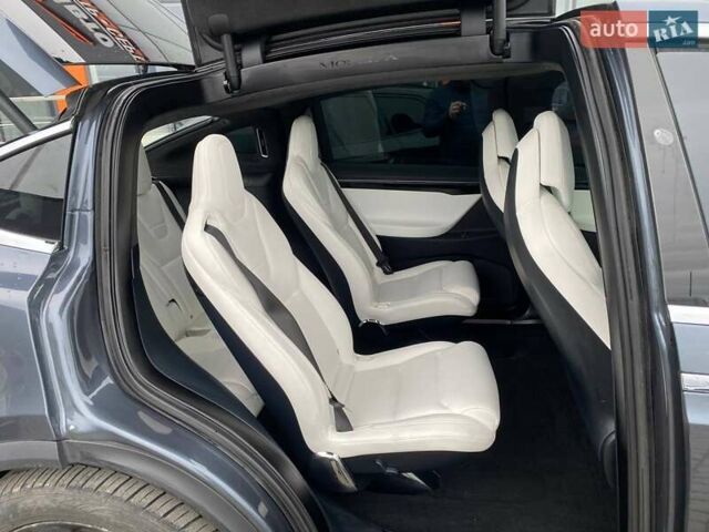 Сірий Тесла Модель Х, об'ємом двигуна 0 л та пробігом 108 тис. км за 19700 $, фото 18 на Automoto.ua