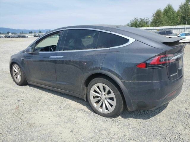 Сірий Тесла Модель Х, об'ємом двигуна 0 л та пробігом 65 тис. км за 8700 $, фото 1 на Automoto.ua