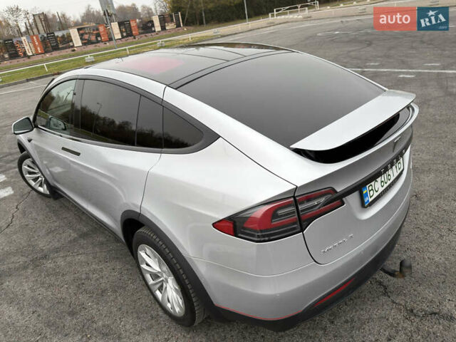 Серый Тесла Модель Х, объемом двигателя 0 л и пробегом 215 тыс. км за 21700 $, фото 22 на Automoto.ua