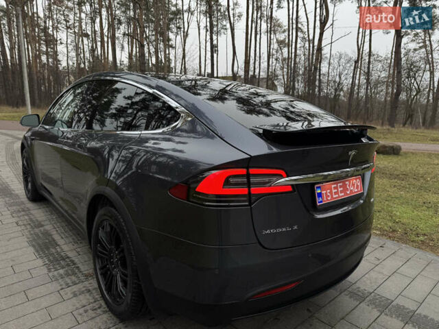 Серый Тесла Модель Х, объемом двигателя 0 л и пробегом 217 тыс. км за 20900 $, фото 3 на Automoto.ua