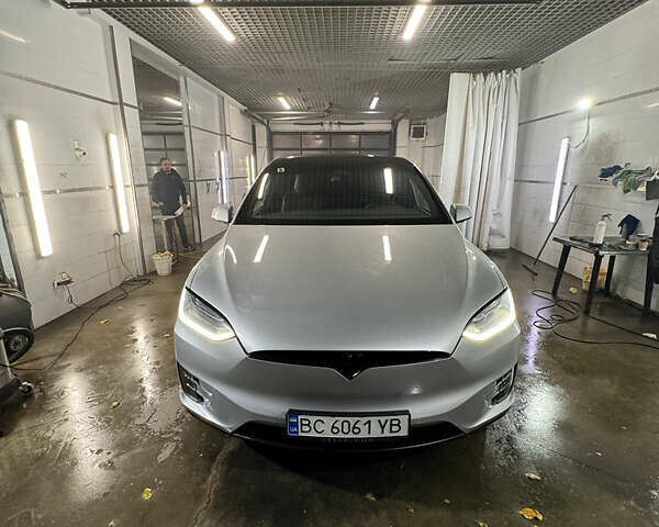 Сірий Тесла Модель Х, об'ємом двигуна 0 л та пробігом 215 тис. км за 22500 $, фото 3 на Automoto.ua