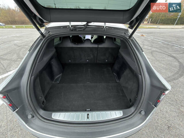 Серый Тесла Модель Х, объемом двигателя 0 л и пробегом 215 тыс. км за 21700 $, фото 62 на Automoto.ua