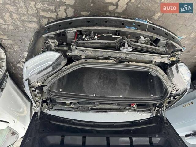 Серый Тесла Модель Х, объемом двигателя 0 л и пробегом 123 тыс. км за 20000 $, фото 10 на Automoto.ua