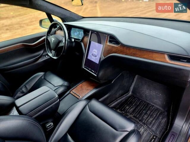 Тесла Модель Х 2018 у Одесі на Automoto.ua Сірий Тесла Модель Х, об'ємом двигуна 0 л та пробігом 185 тис. км за 27500 $, фото 14 на Automoto.ua