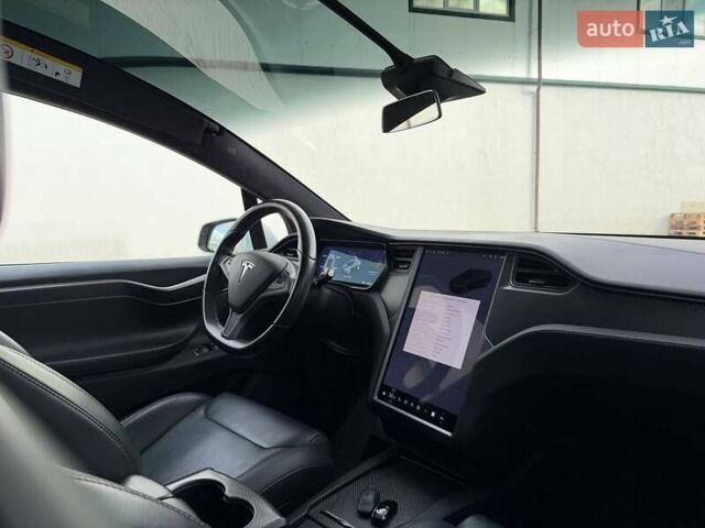 Серый Тесла Модель Х, объемом двигателя 0 л и пробегом 140 тыс. км за 21900 $, фото 11 на Automoto.ua