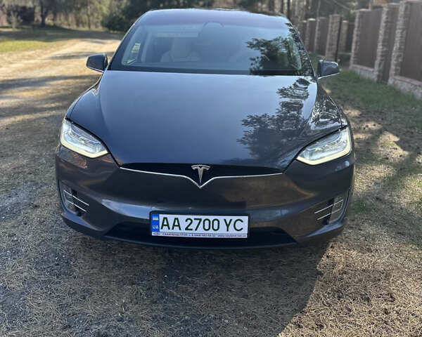 Сірий Тесла Модель Х, об'ємом двигуна 0 л та пробігом 185 тис. км за 27499 $, фото 2 на Automoto.ua