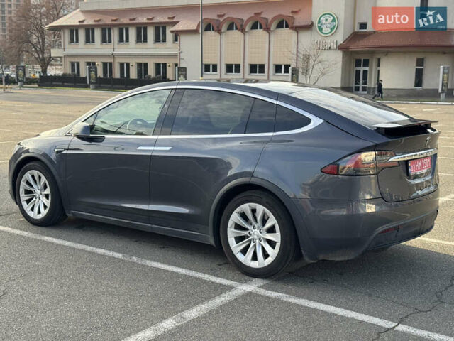 Серый Тесла Модель Х, объемом двигателя 0 л и пробегом 233 тыс. км за 17500 $, фото 18 на Automoto.ua