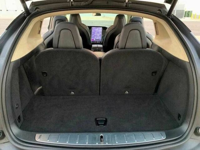 Сірий Тесла Модель Х, об'ємом двигуна 0 л та пробігом 32 тис. км за 7900 $, фото 16 на Automoto.ua