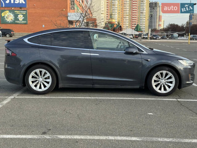 Серый Тесла Модель Х, объемом двигателя 0 л и пробегом 233 тыс. км за 17500 $, фото 30 на Automoto.ua