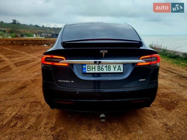 Тесла Модель Х 2018 у Одесі на Automoto.ua Сірий Тесла Модель Х, об'ємом двигуна 0 л та пробігом 185 тис. км за 27500 $, фото 4 на Automoto.ua
