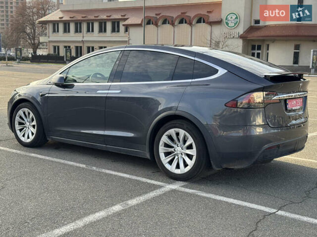 Серый Тесла Модель Х, объемом двигателя 0 л и пробегом 233 тыс. км за 17500 $, фото 16 на Automoto.ua