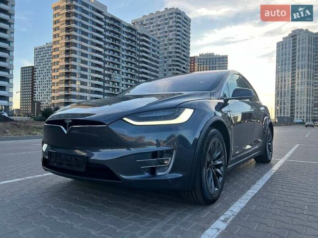 Сірий Тесла Модель Х, об'ємом двигуна 0 л та пробігом 170 тис. км за 23500 $, фото 13 на Automoto.ua