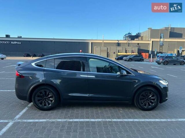 Сірий Тесла Модель Х, об'ємом двигуна 0 л та пробігом 170 тис. км за 23500 $, фото 19 на Automoto.ua