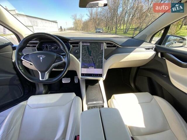 Сірий Тесла Модель Х, об'ємом двигуна 0 л та пробігом 100 тис. км за 35500 $, фото 12 на Automoto.ua