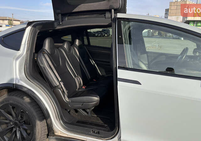 Сірий Тесла Модель Х, об'ємом двигуна 0 л та пробігом 102 тис. км за 29800 $, фото 20 на Automoto.ua