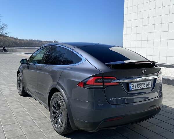 Сірий Тесла Модель Х, об'ємом двигуна 0 л та пробігом 100 тис. км за 35500 $, фото 13 на Automoto.ua