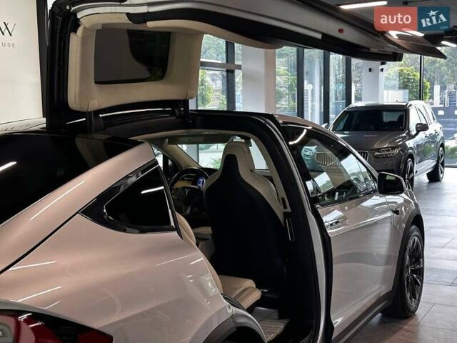 Сірий Тесла Модель Х, об'ємом двигуна 0 л та пробігом 100 тис. км за 22800 $, фото 32 на Automoto.ua