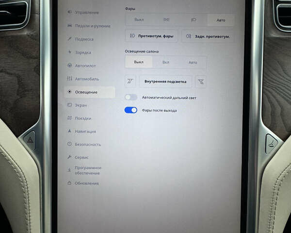 Сірий Тесла Модель Х, об'ємом двигуна 0 л та пробігом 107 тис. км за 30500 $, фото 41 на Automoto.ua